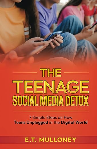 Mindful Publishing: Teen Social Media Detox - 200 Pages